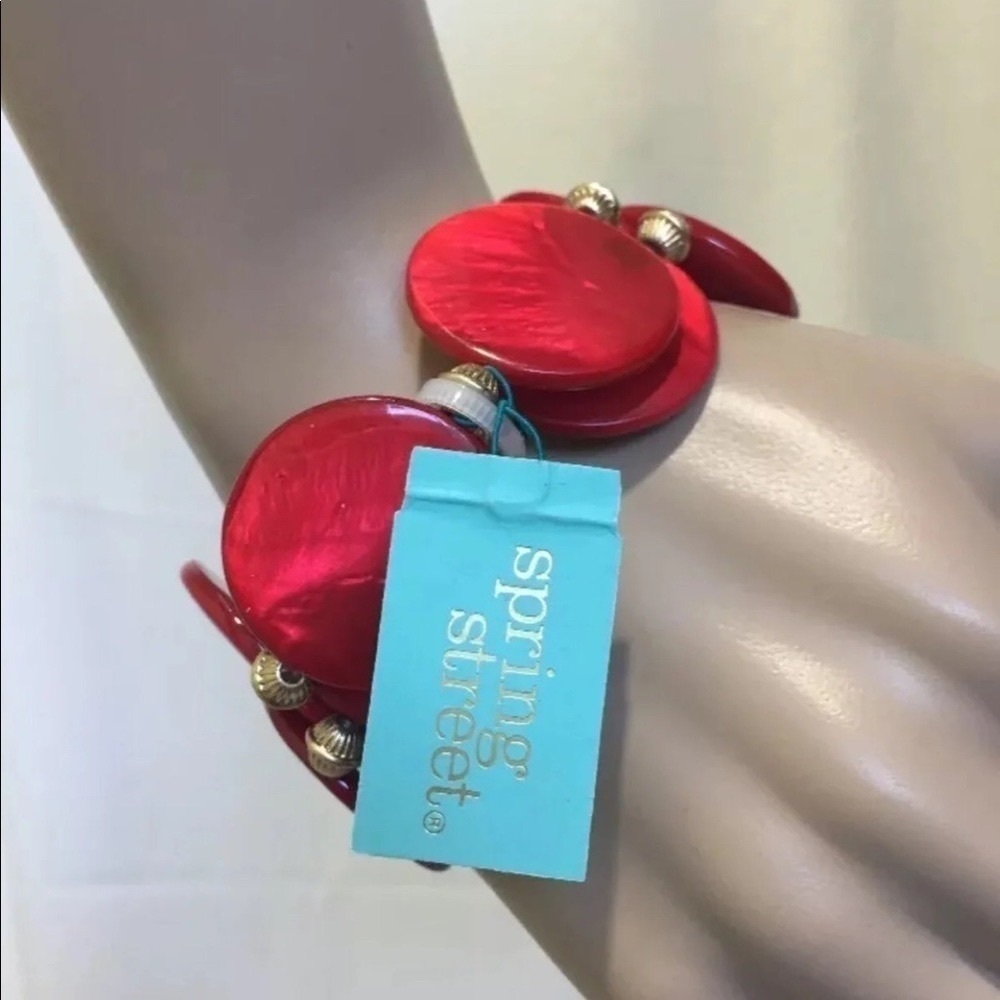 Set of two Spring Street genuine shell bracelets in Red